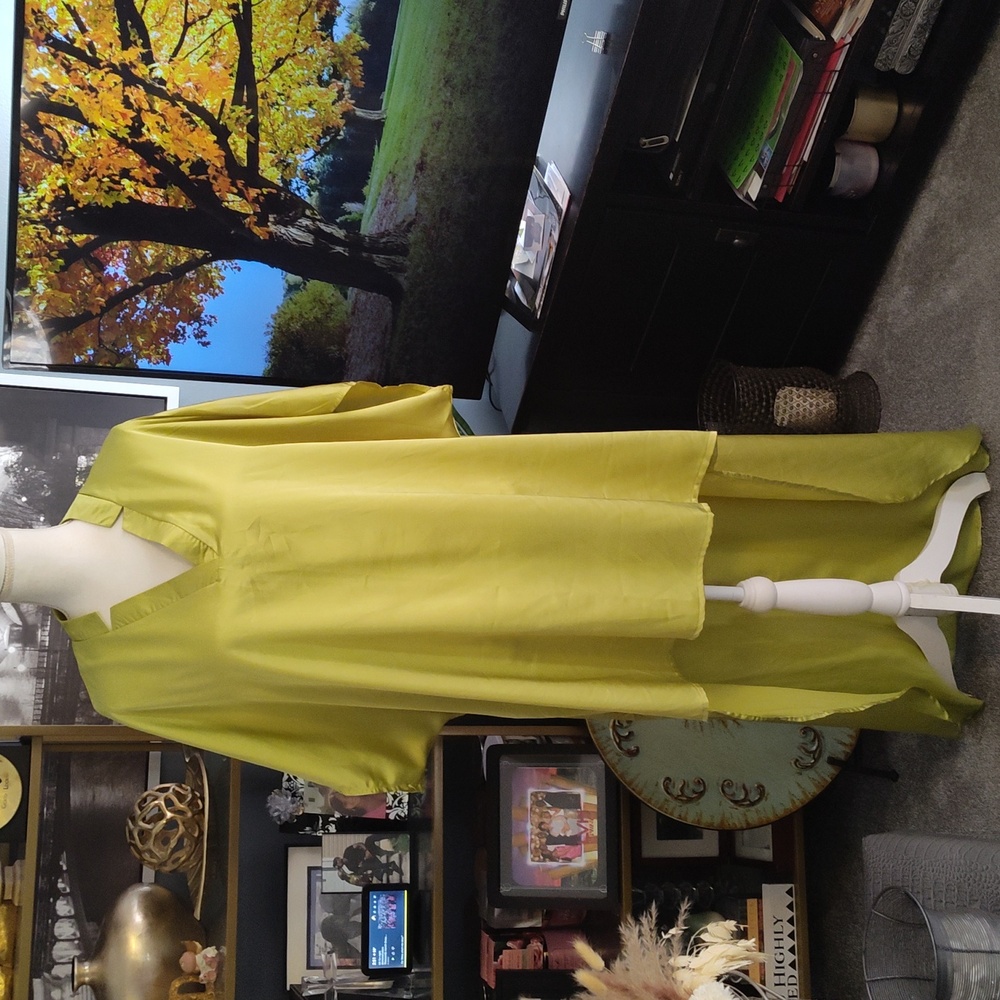 High low to the floor satin tunic!!